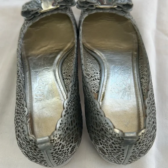 Salvatore Ferragamo Metallic Silver Laser Cut Calf Leather Vara Pumps Size 7B